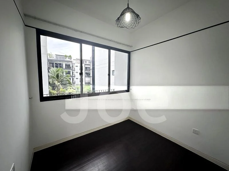 VILLAGE @ PASIR PANJANG 6