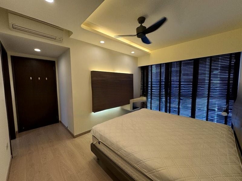 RIVERPARC RESIDENCE 7