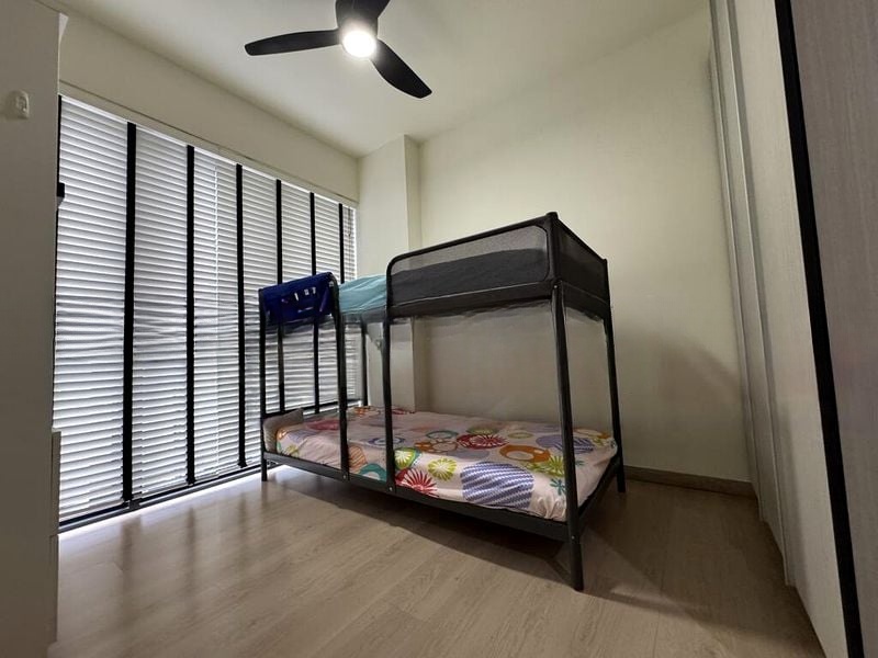 RIVERPARC RESIDENCE 2