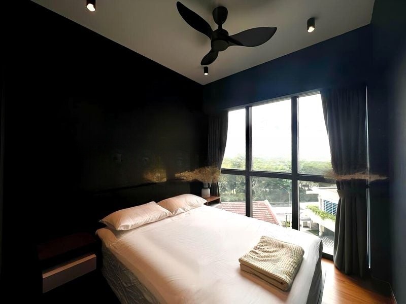 FOURTH AVENUE RESIDENCES 2