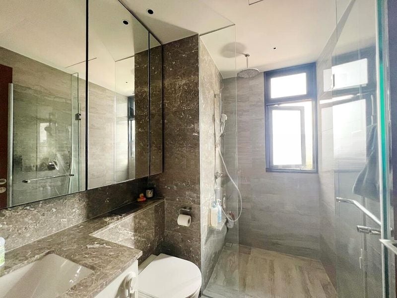 FOURTH AVENUE RESIDENCES 7