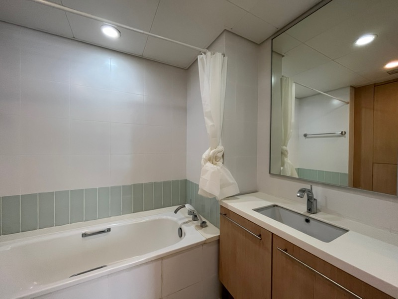 THE SAIL @ MARINA BAY 36