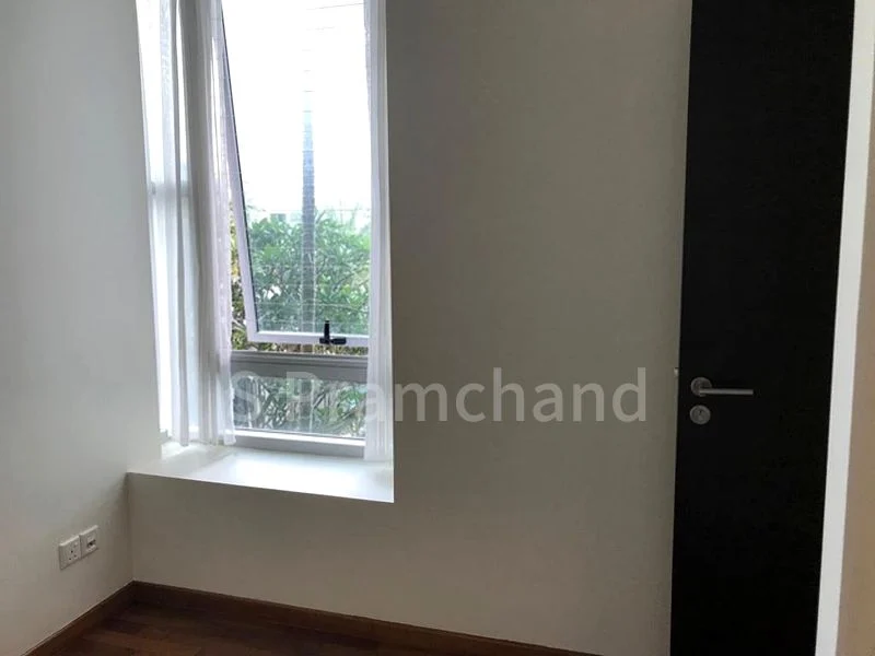 RIVIERA RESIDENCES 5