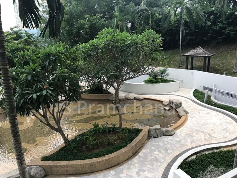 RIVIERA RESIDENCES 8