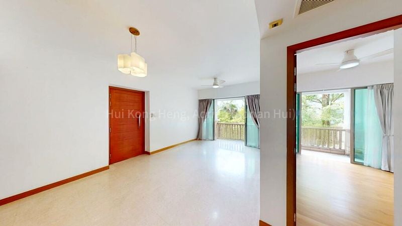 THE BERTH BY THE COVE 10