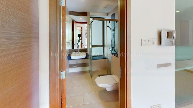 THE BERTH BY THE COVE 14