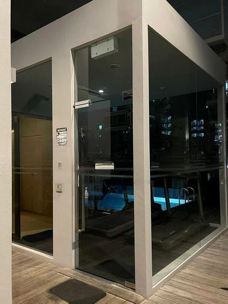 38 I SUITES 1