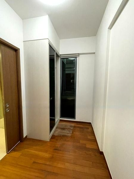 38 I SUITES 11
