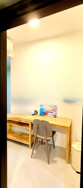 RIVERFRONT RESIDENCES 10