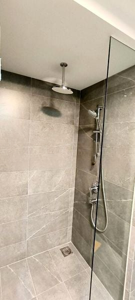 RIVERFRONT RESIDENCES 13