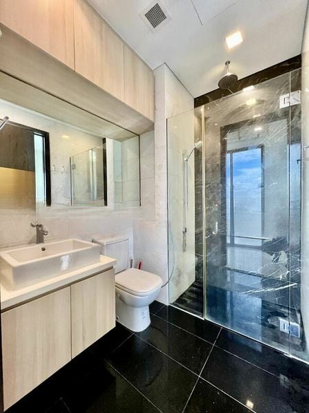 HARBOUR SUITES 5