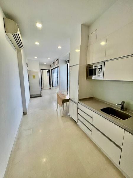 HARBOUR SUITES 2