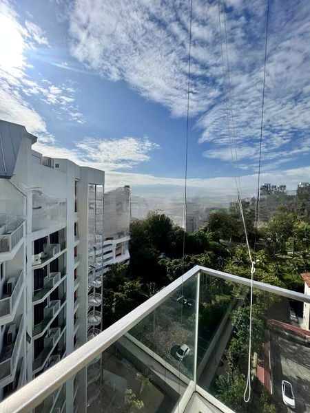 HARBOUR SUITES 4