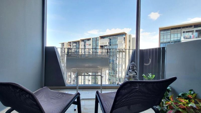 THE GARDEN RESIDENCES 2