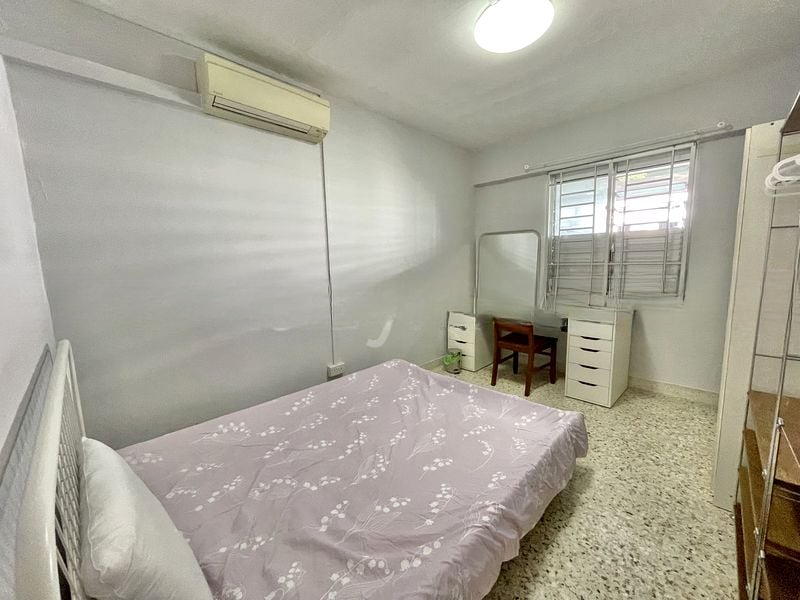 ANG MO KIO AVE 10 10