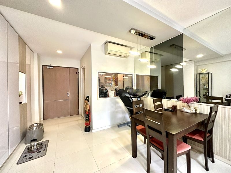 UPP SERANGOON CRES 7