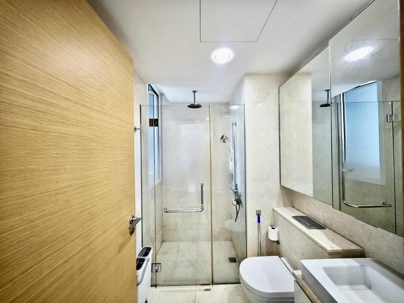 THE LINE @ TANJONG RHU 8