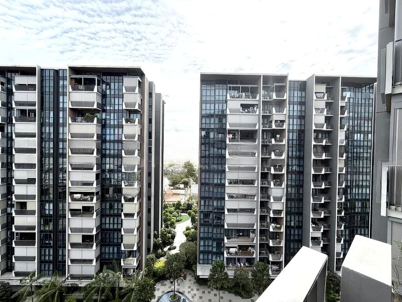 THE GARDEN RESIDENCES 6