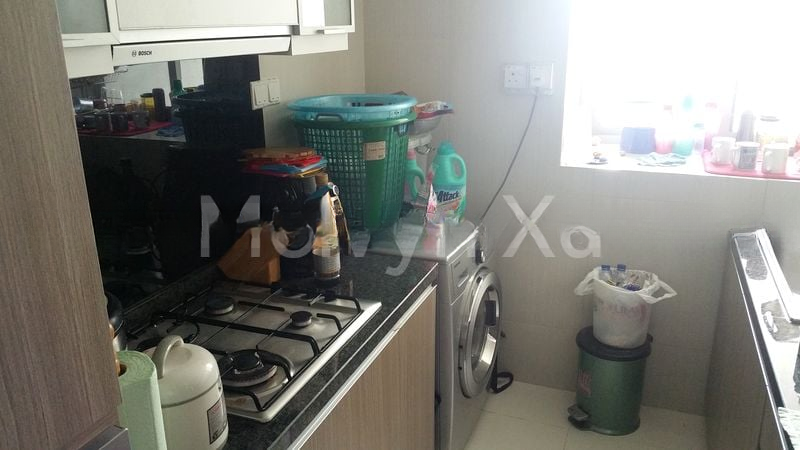 THE METROPOLITAN CONDOMINIUM 5