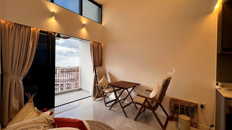 RIVERFRONT RESIDENCES 3