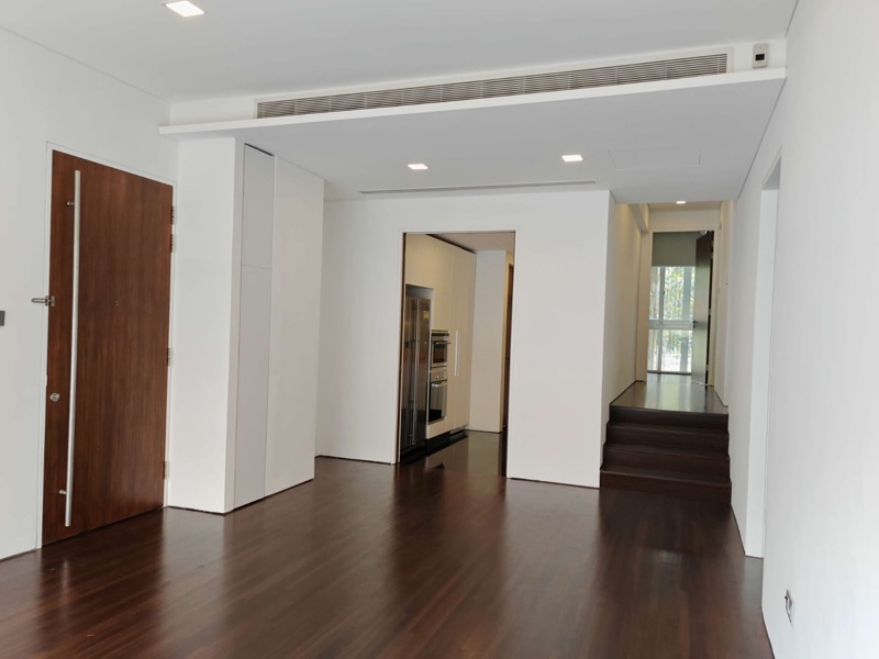 HOLLAND MEWS 1