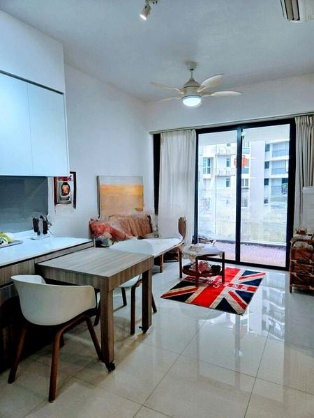 RIVERBANK @ FERNVALE 7