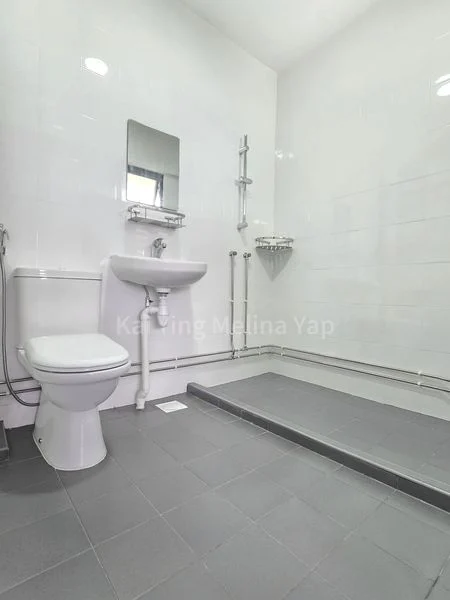 BEDOK RESERVOIR RD 15