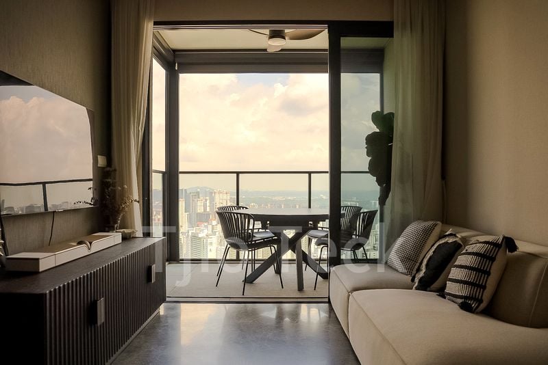 AVENUE SOUTH RESIDENCE 6