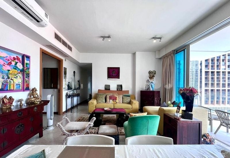 TRIBECA 7