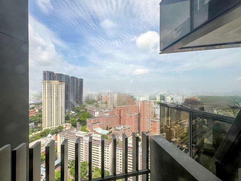 COMMONWEALTH TOWERS 4