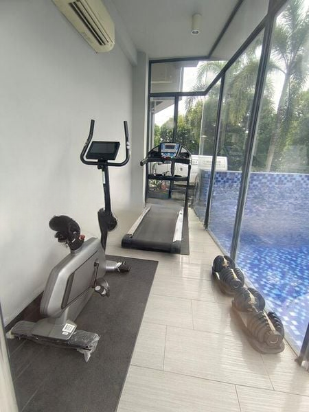 SUITES @ TOPAZ 7