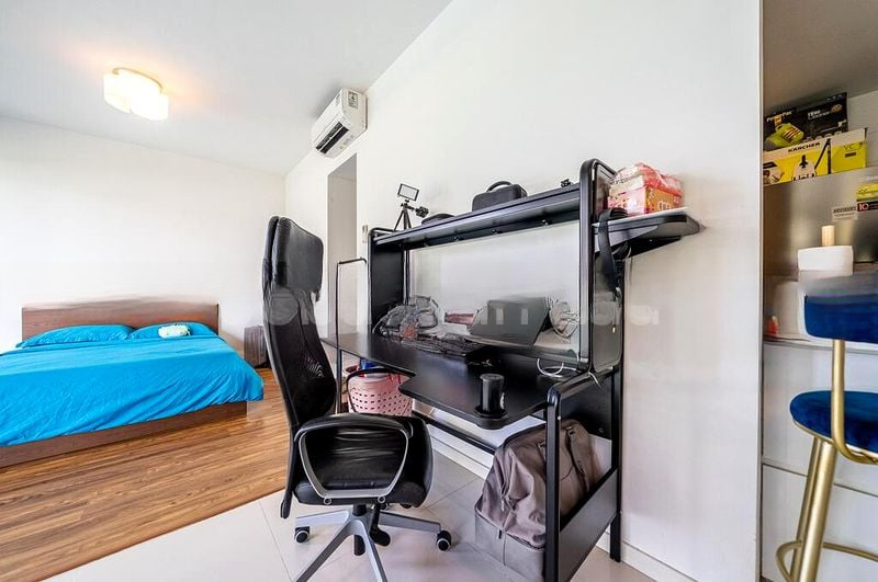 ONE-NORTH RESIDENCES 9