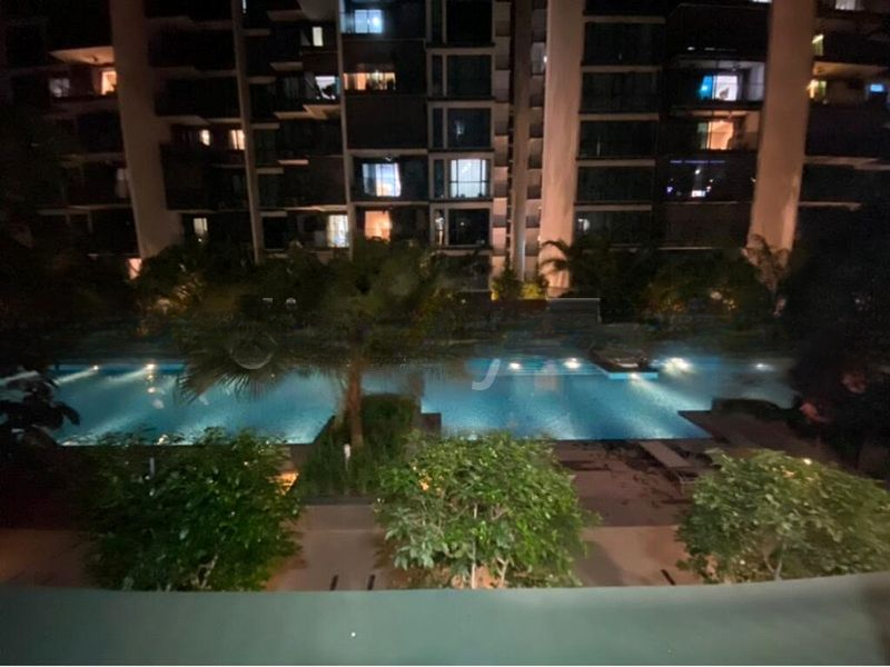 TREASURE AT TAMPINES 8