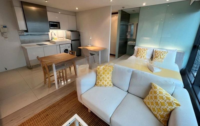 HIGH STREET CENTRE 2