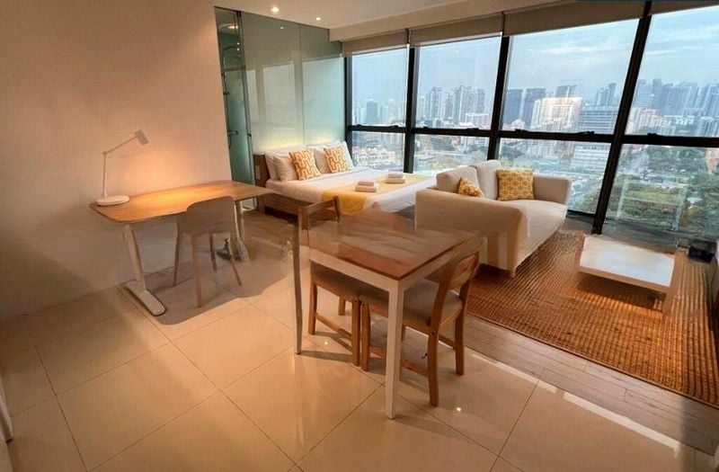 HIGH STREET CENTRE 3