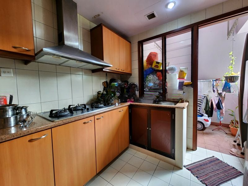 CARISSA PARK CONDOMINIUM 6