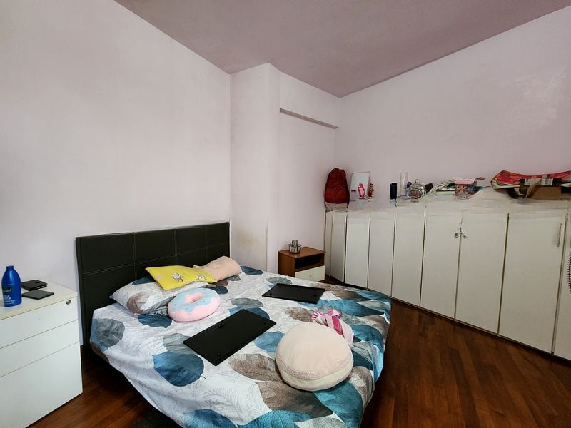 CARISSA PARK CONDOMINIUM 11