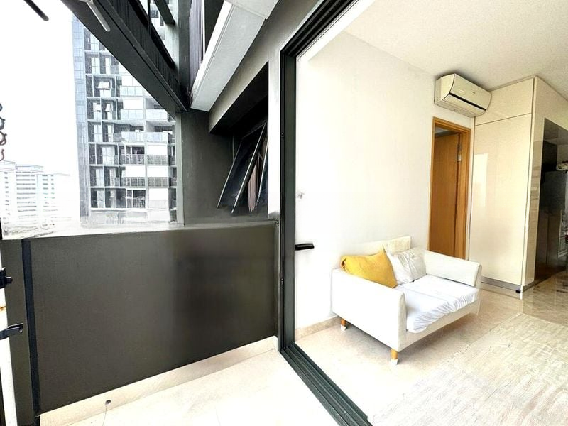 COMMONWEALTH TOWERS 12