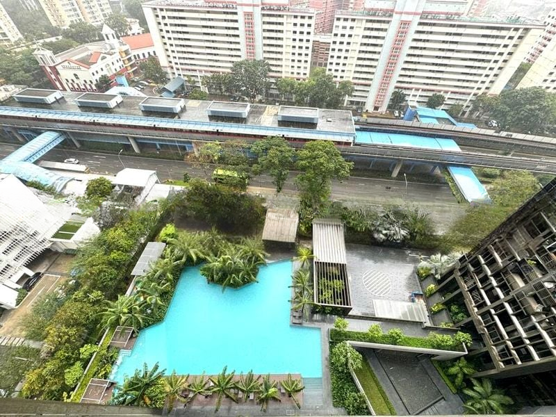 COMMONWEALTH TOWERS 11