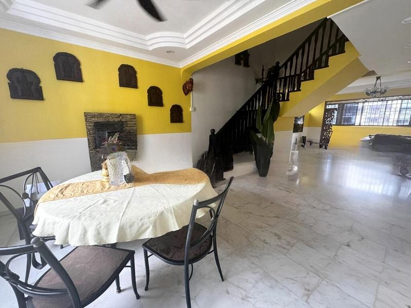 SERANGOON NTH AVE 1 9