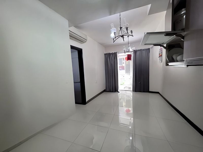 MOUNT SOPHIA SUITES 8