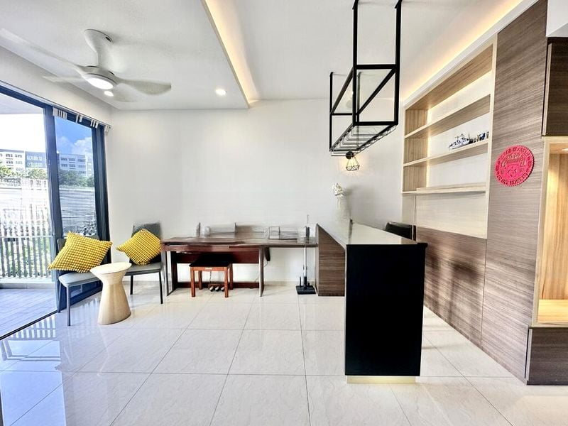 SIGNATURE AT YISHUN 11