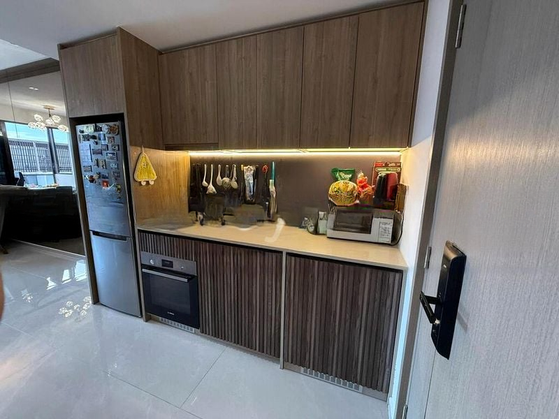 DAIRY FARM RESIDENCES 7