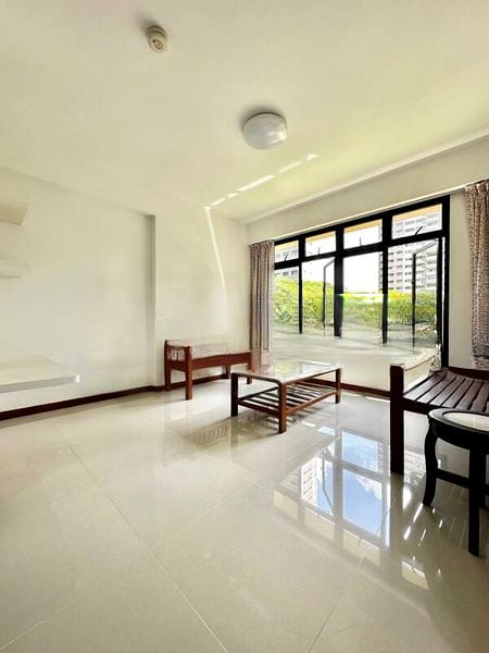 TOA PAYOH EAST 10