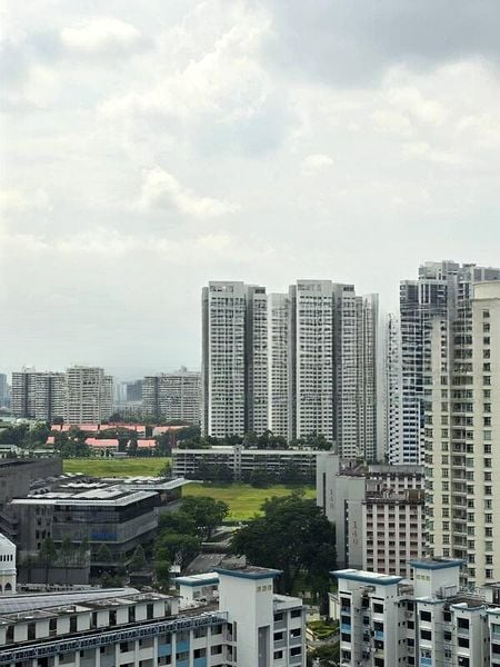 TRELLIS TOWERS 1