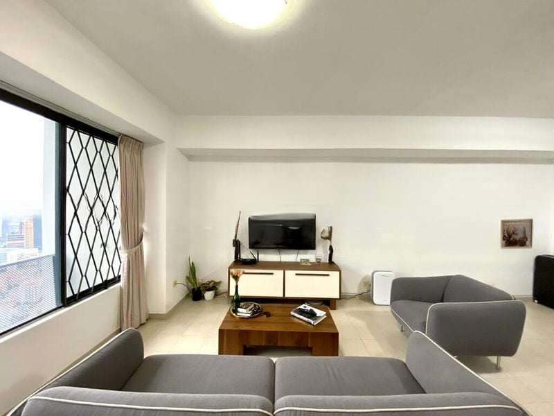 INTERNATIONAL PLAZA 9