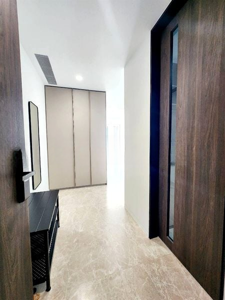 THE REEF AT KING'S DOCK 6