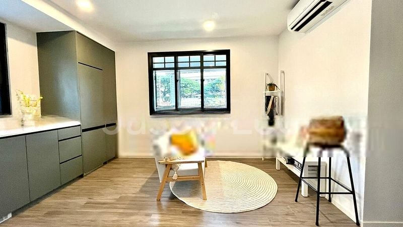 AVENUE SOUTH RESIDENCE 7