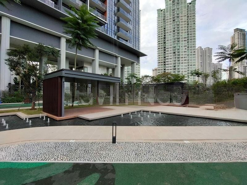 STIRLING RESIDENCES 4