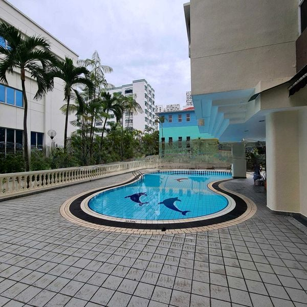 ST FRANCIS COURT 3
